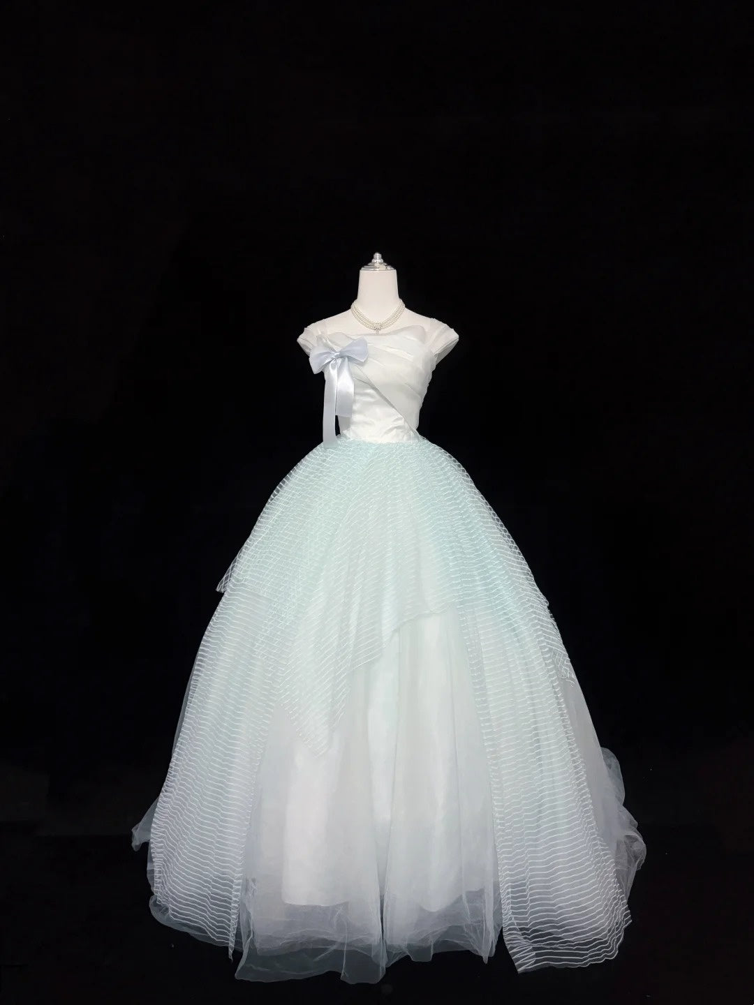 Sweet 16 Dresses Long Ball Gown Sweet Sixteen Long Birthday Dress Strapless Blue Tulle Formal Gown RC0330