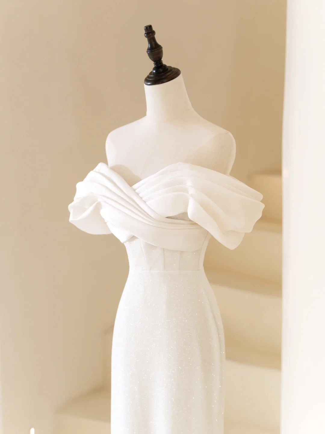 Classic Mermaid Wedding Dresses Off The Shoulder Satin White With Short Sleeves Brides Dress Long Bridal Gowns N234