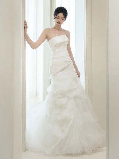 Plain Wedding Dresses Mermaid Strapless White Sleeveless Pleated Brides Dress Fitted Bridal Gowns N229