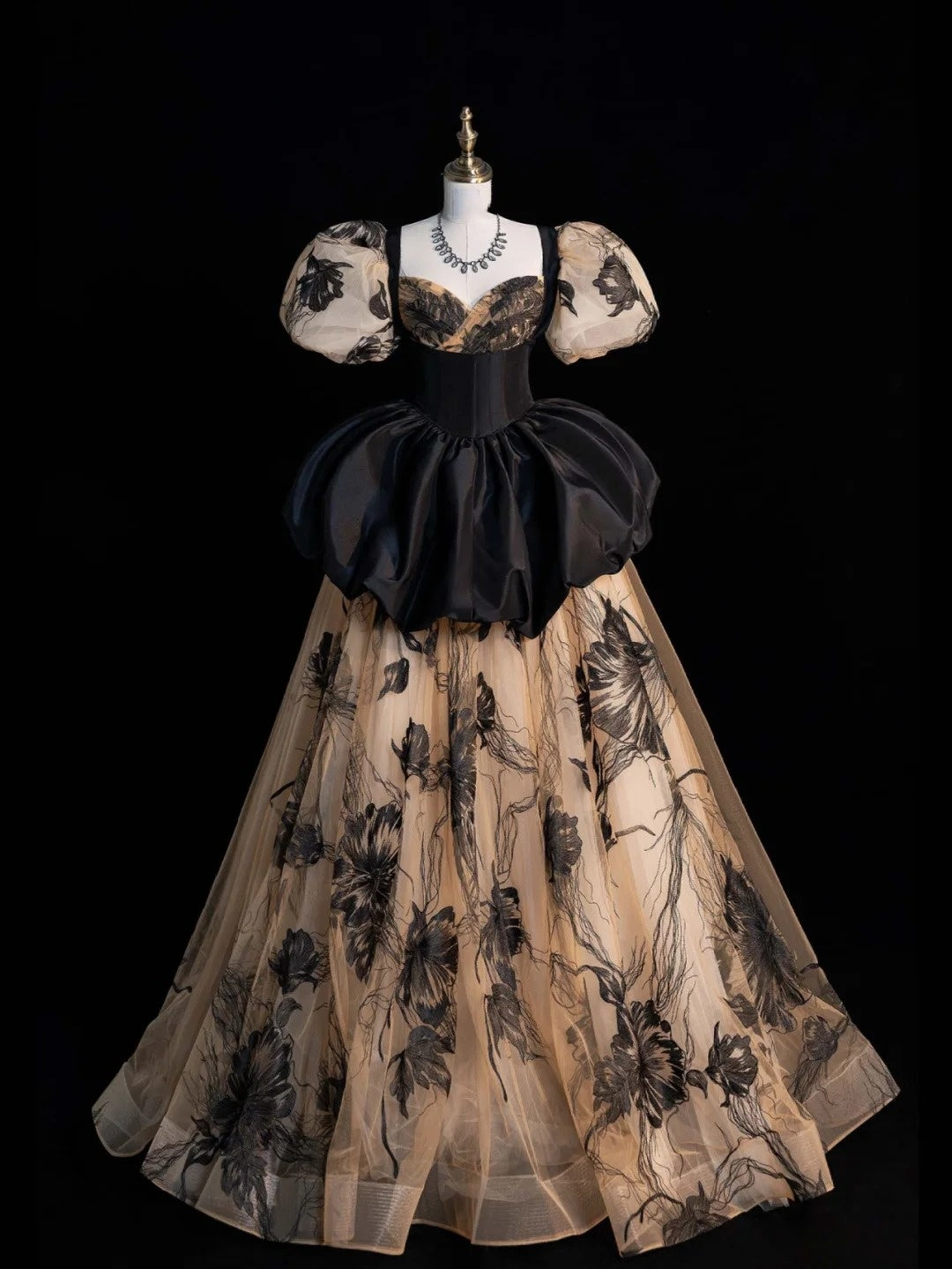 Modest Ball Gown Sweetheart With Puffy Short Sleeves Black Floral Long Prom Dress For Women Girls Evening Dresses N652