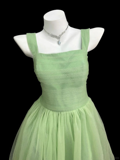 Romantic A line Spaghetti Strap Green Tulle Senior Short Graduation High School Homecoming Dresses N4531