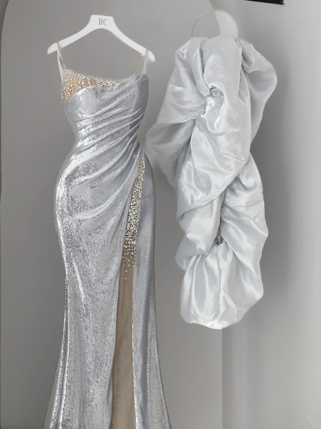 Sparkly Prom Dresses Mermaid Spaghetti Strap Silver Gray Sequined With Beading Slit Long Formal Gown N2922