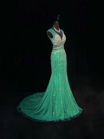 Glamorous Prom Dresses Mermaid V Neck Green Tulle Backless With Beaded Formal Dress N2872
