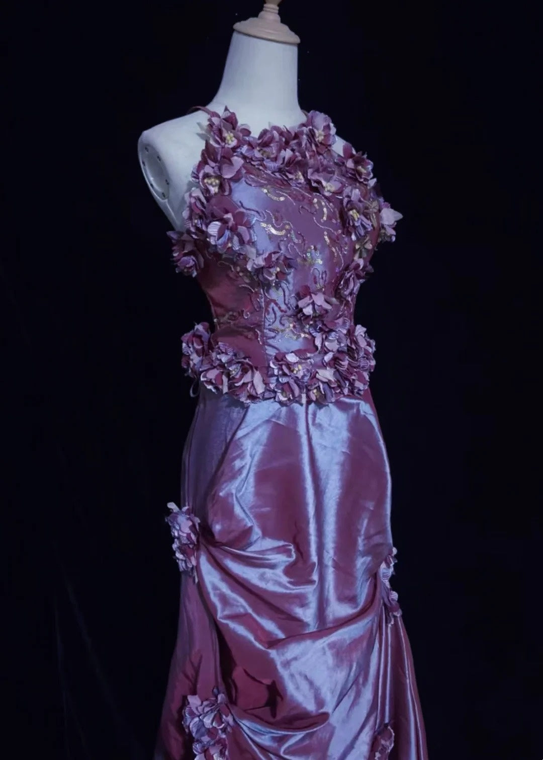 Grape Prom Dress Inspo Mermaid Halter Satin With Appliques Long Formal Party Gown RC0096