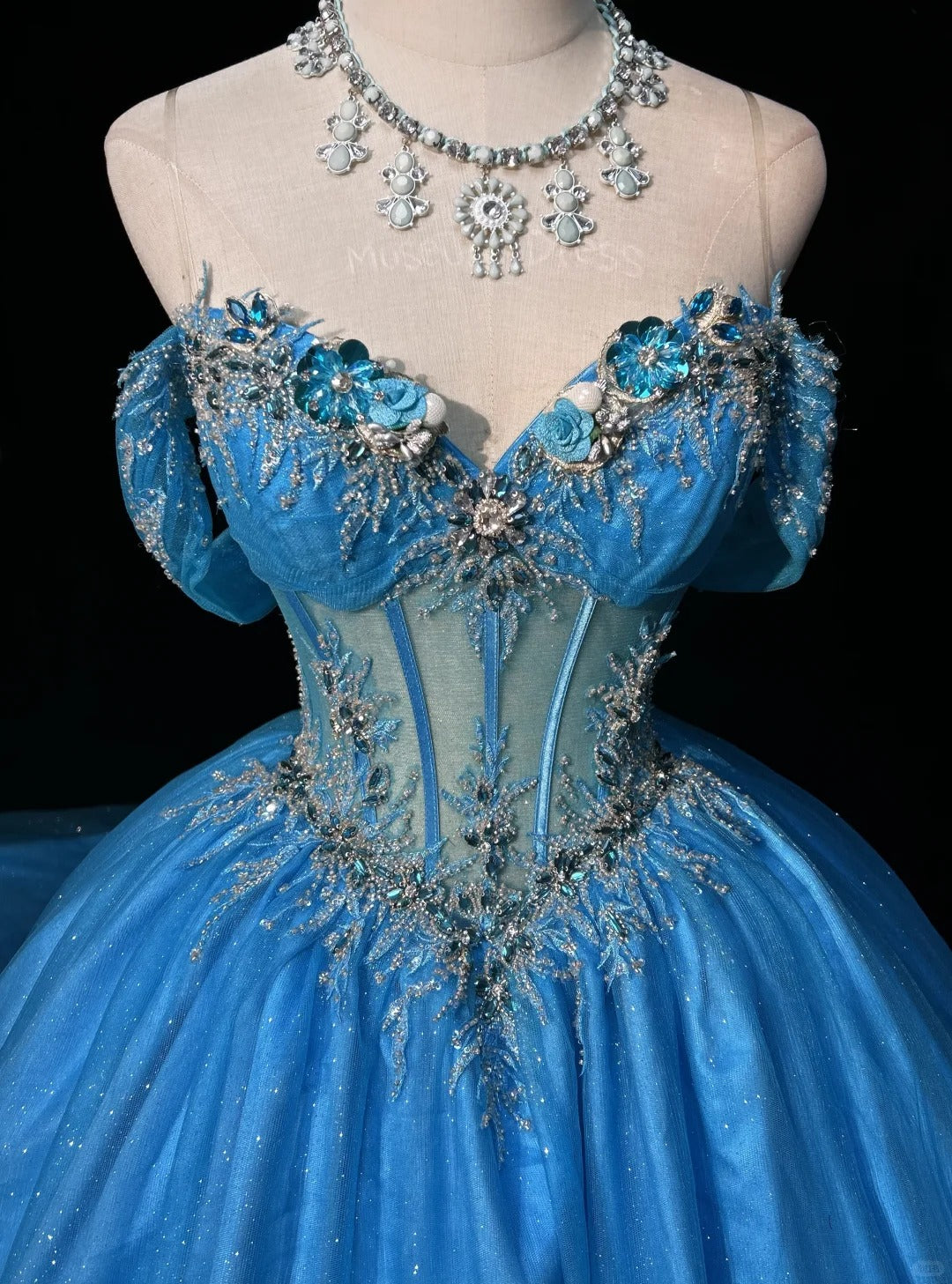 Princess Ball Gown Off The Shoulder Blue Tulle With Appliqued Lace Sweet 16 Dresses Quinceanera Dress RB3289