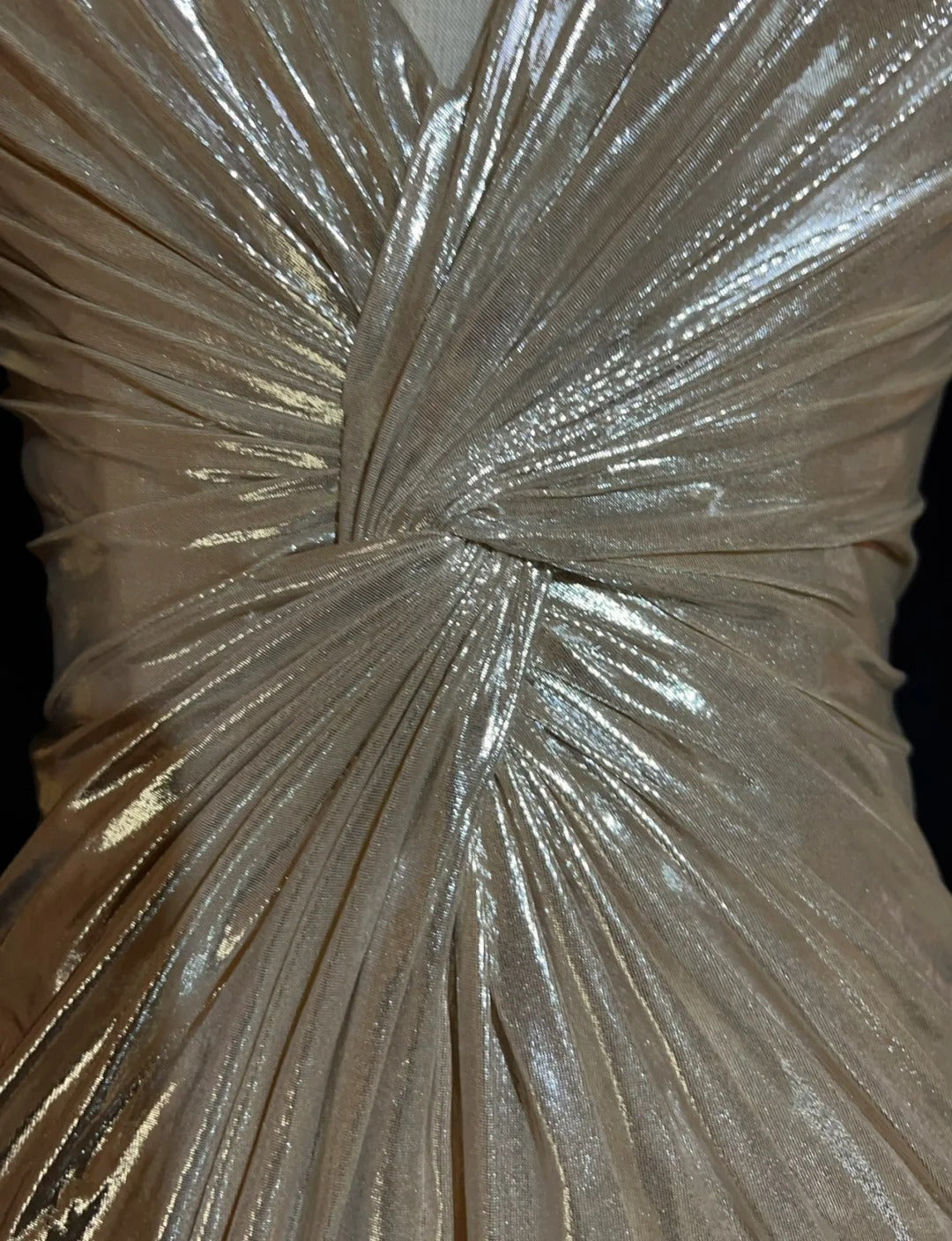 Simple Prom Dresses Mermaid V Neck Gold Sleeveless With Slit Ruffled Formal Evening Dress N3822