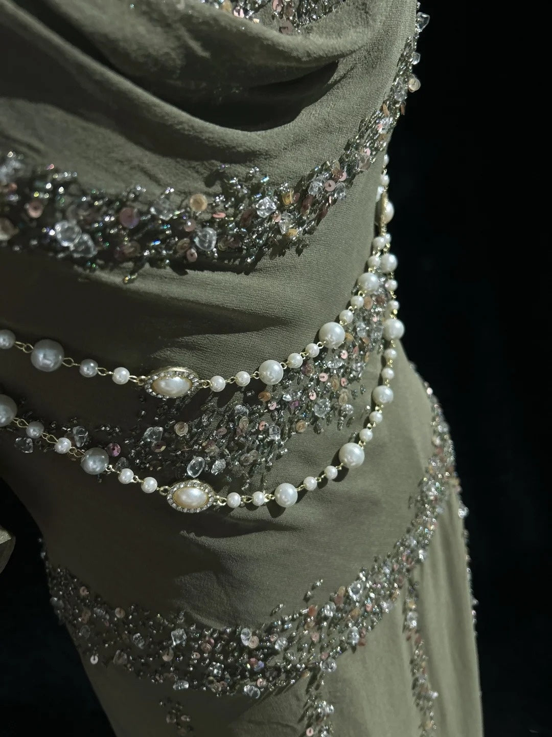 Vintage Prom Dresses A Line Cowl Neck Chiffon With Beaded 80s Evening Formal Dress RB3273