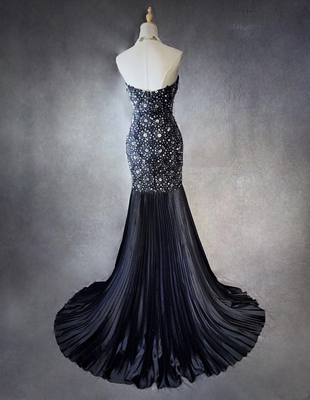 Vintage Prom Dresses 90s Mermaid Sweetheart Satin Black Tie With Silver Beading Ruffled Long Semi Formal Evening Dress N3671