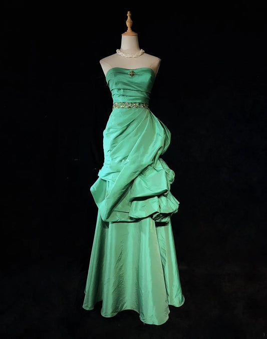 Beautiful Prom Dresses Ball Gown Sweetheart Green Satin With Ruffled Long Evening Outfits N3379