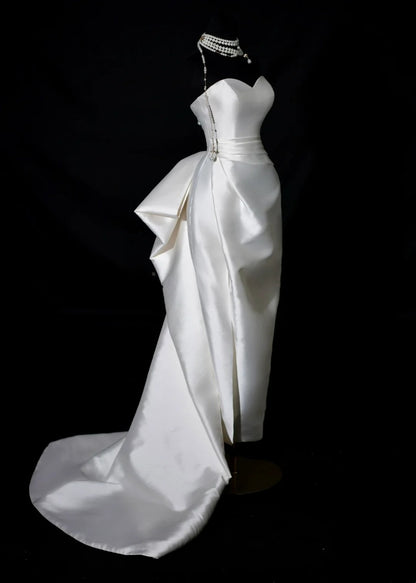 Plain Wedding Dresses Sheath Sweetheart Satin Pleated Brides Dress Fitted Long Bridal Gowns AB2530