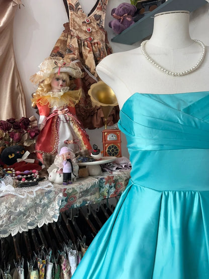 Simple Ball Gown Strapless Green Satin Short 16th Birthday Dress Middle School Homecoming Dresses Cocktail Gown N656