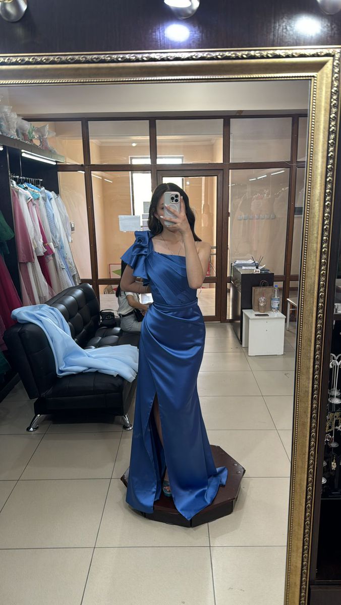Sexy Mermaid One Shoulder Royal Blue Satin With Pleated Long Prom Dresses Formal Dress Party 20th Birthday Outfits N428