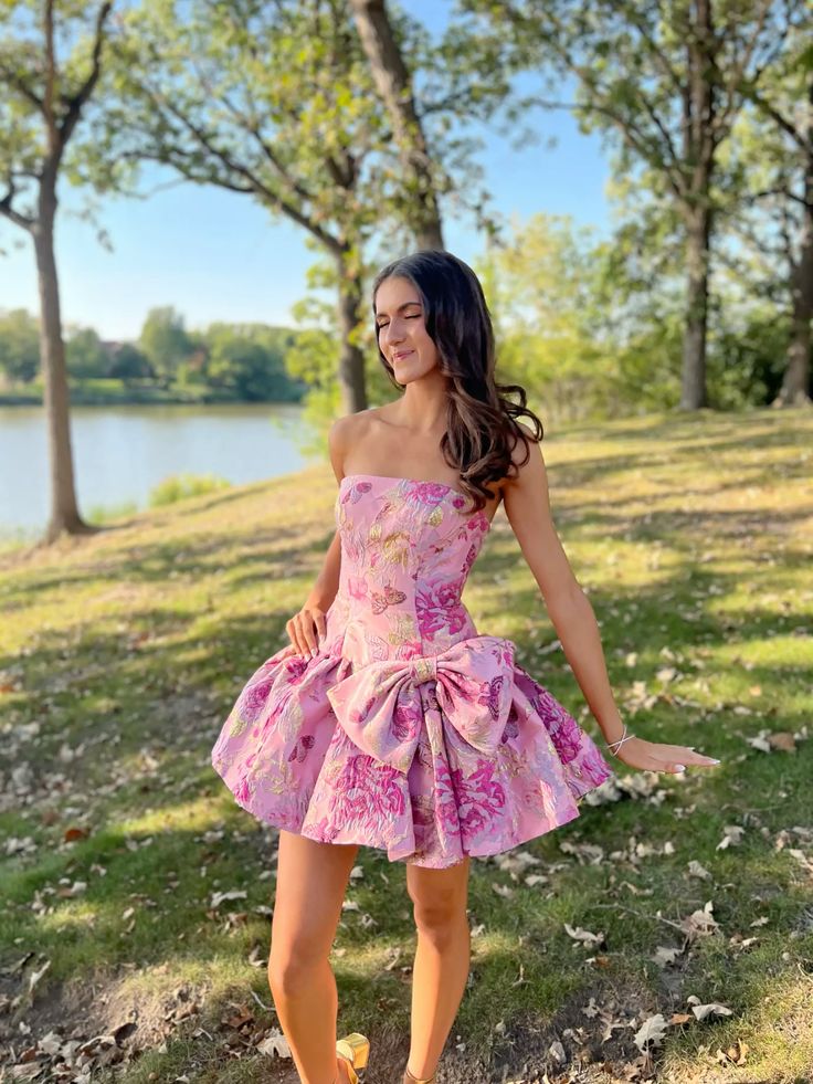Senior homecoming dress, cute short prom dress inspo Ball Gown Strapless pink floral Birthday Cocktail Ideas Outfits RB8315