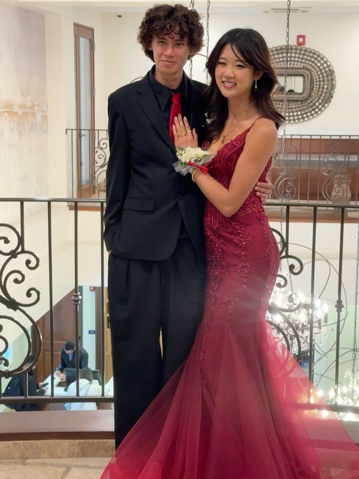 Modest Mermaid Spaghetti Straps Burgundy Lace Tulle Prom Dresses Inspiration Prom Dress Princess Graduation Dress B356
