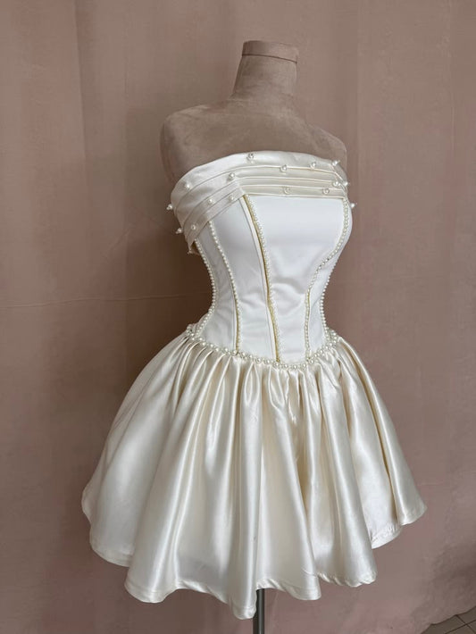 Vintage Fashion Ball Gown Strapless White With Pearls For High Schools Girls Inspo Hoco Dress Homecoming Dresses RB4220