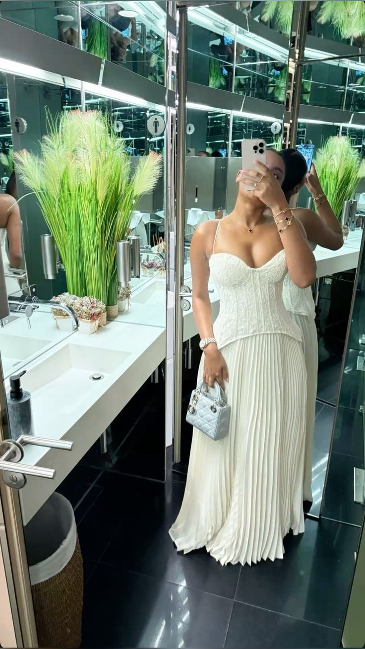 Prom Dress ideas Modest A line Halter White Chiffon Formal Party Gown Ruffled 8th Grade For Senior Women RC0865