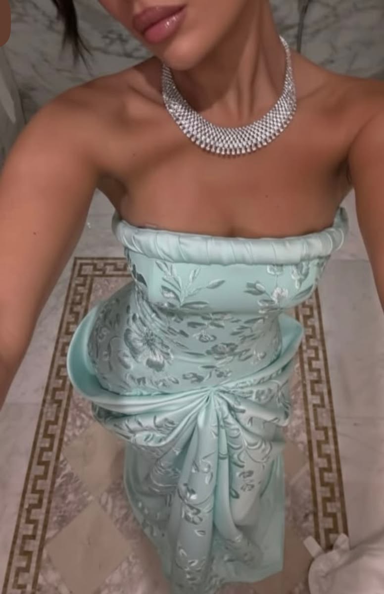 Mermaid Prom Dresses Inspiration Strapless Satin Evening Gown Long Gala Birthday Formal Dress RC1528