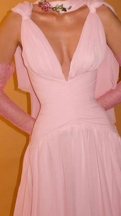 Attractive V-neck Prom Dresses For Women Pleated A-Line Lace Appliques Formal Evening Gowns AB399