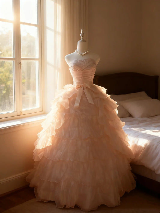 Magical Ball Gown Strapless Light Pink With Layered Tiered Quince Dress Voluminous Long Sweet 16 Quinceanera Dresses Vestido de RB4506