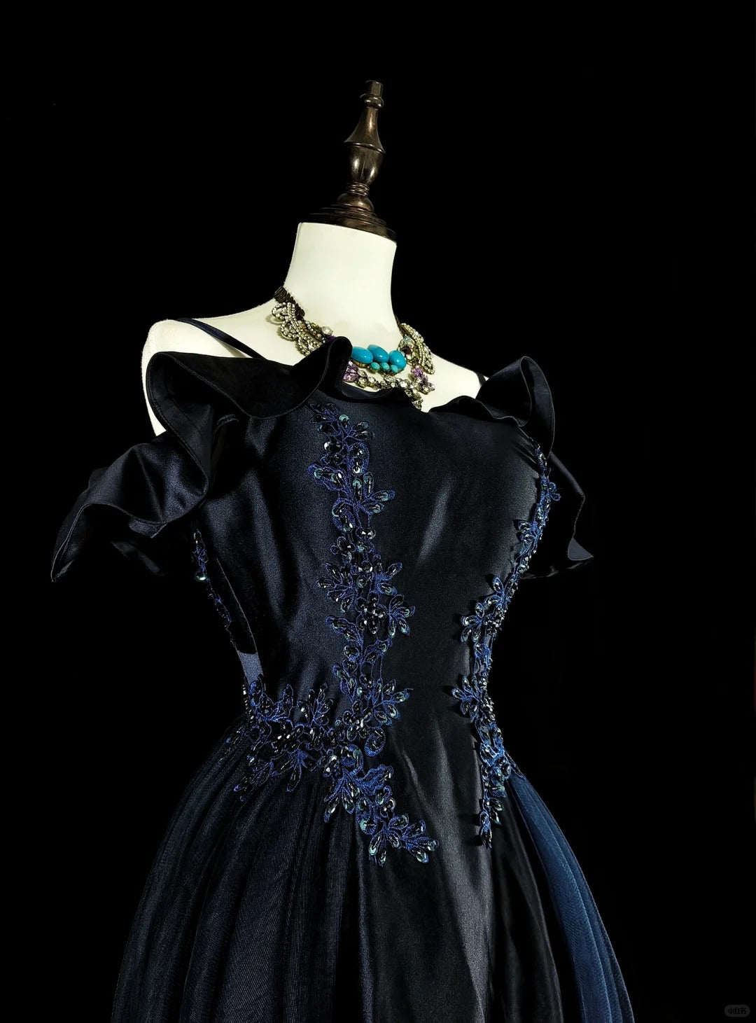 Vintage Prom Dresses A line Spaghetti Strap Off-Shoulder Navy Blue Tulle With Appliques 80s Long Formal Gown N2722