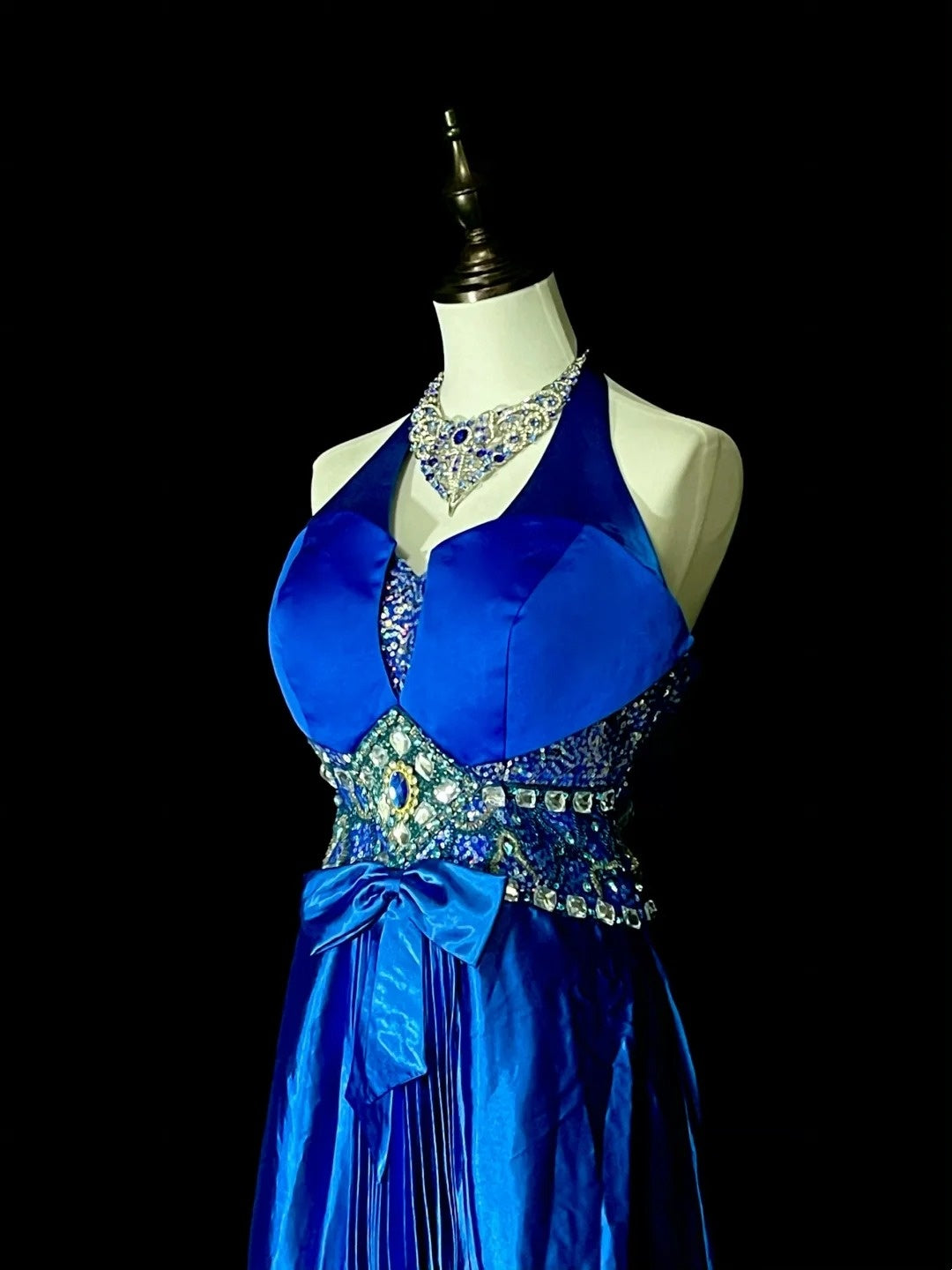 Vintage A Line Halter Royal Blue Satin 80s Sleeveless Prom Dresses Long Formal Party Gown N1429
