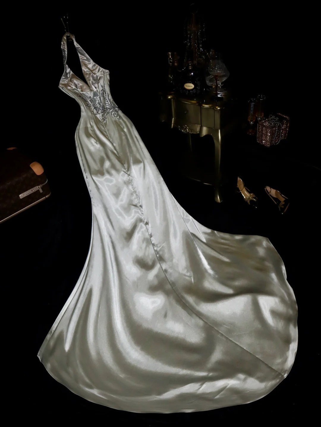 Glamorous Mermaid V Neck Gray Satin School Dances With Beading Prom Dresses 8th Grade Formal Outfits Evening Dress RB8414