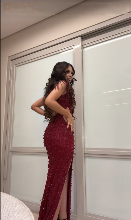 Gorgeous Mermaid V Neck Burgundy Sequins Beaded Bodice Prom Dresses Long Formal Party Gown AB355