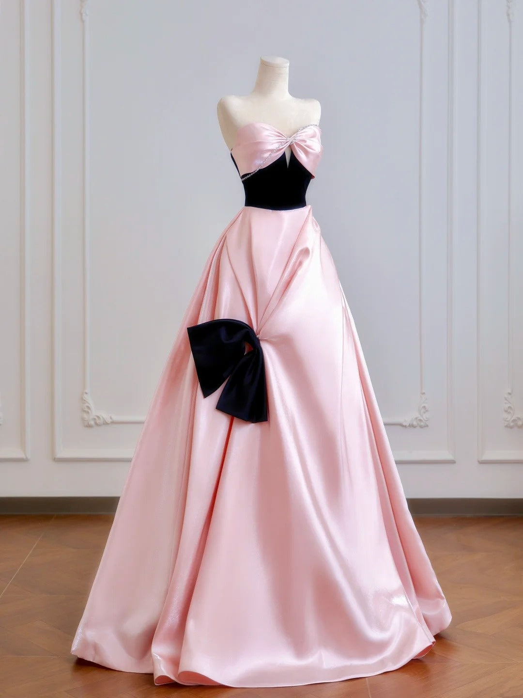 Timeless Ball Gown Sweetheart Pink Satin Long Prom Dresses Inspiration Party Gowns N400