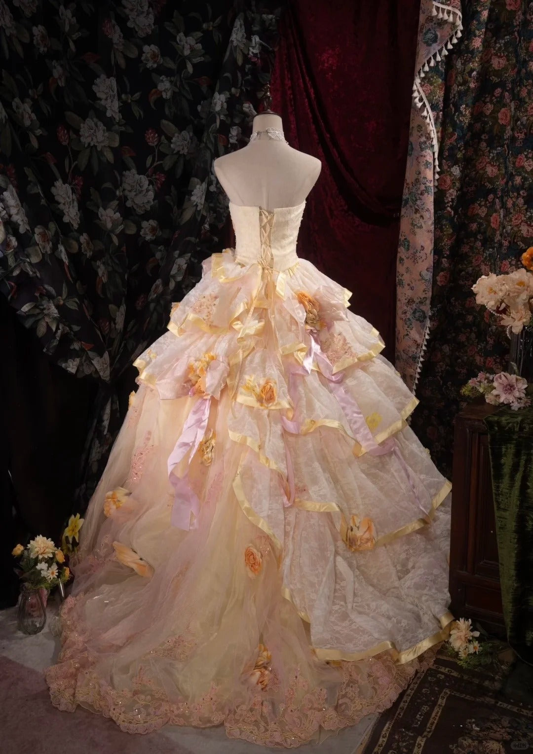 Sweet Ball Gown Strapless Yellow With Appliqued Quince Dress Long Sweet 15 16 Quinceanera Dresses Vestido de princesa RB4477