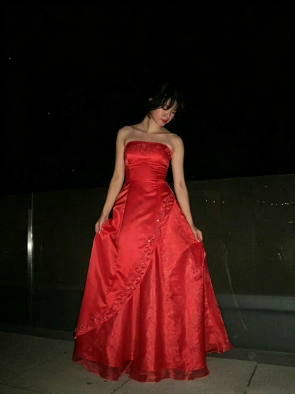 Vintage A-line Light Pink Strapless Prom Dress With Embroidery Evening Outfits Formal Dress N536