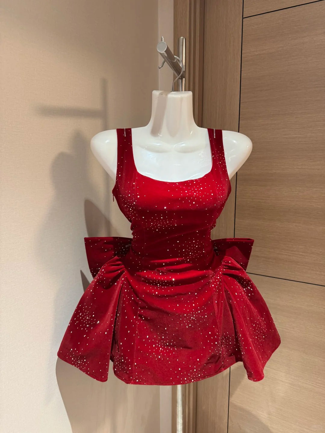 Cute Sheath Square Neck Red Velvet Short Night In Rio Inspo Hoco Dress Ideas Homecoming Dresses RB4036