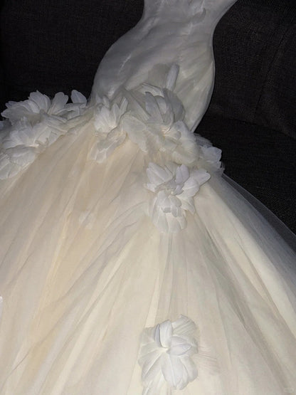 Dreamy Mermaid Strapless Tulle White With Flowers Brides Gown Bridal Dress Style Long Wedding Dresses RB6667