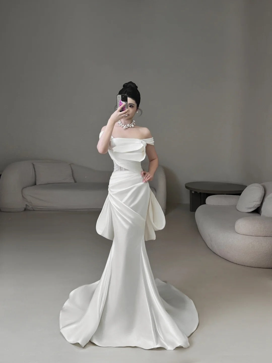 Classic Mermaid Wedding Dresses Off The Shoulder Satin White With Short Sleeves Brides Dress Summer Bridal Gowns N235