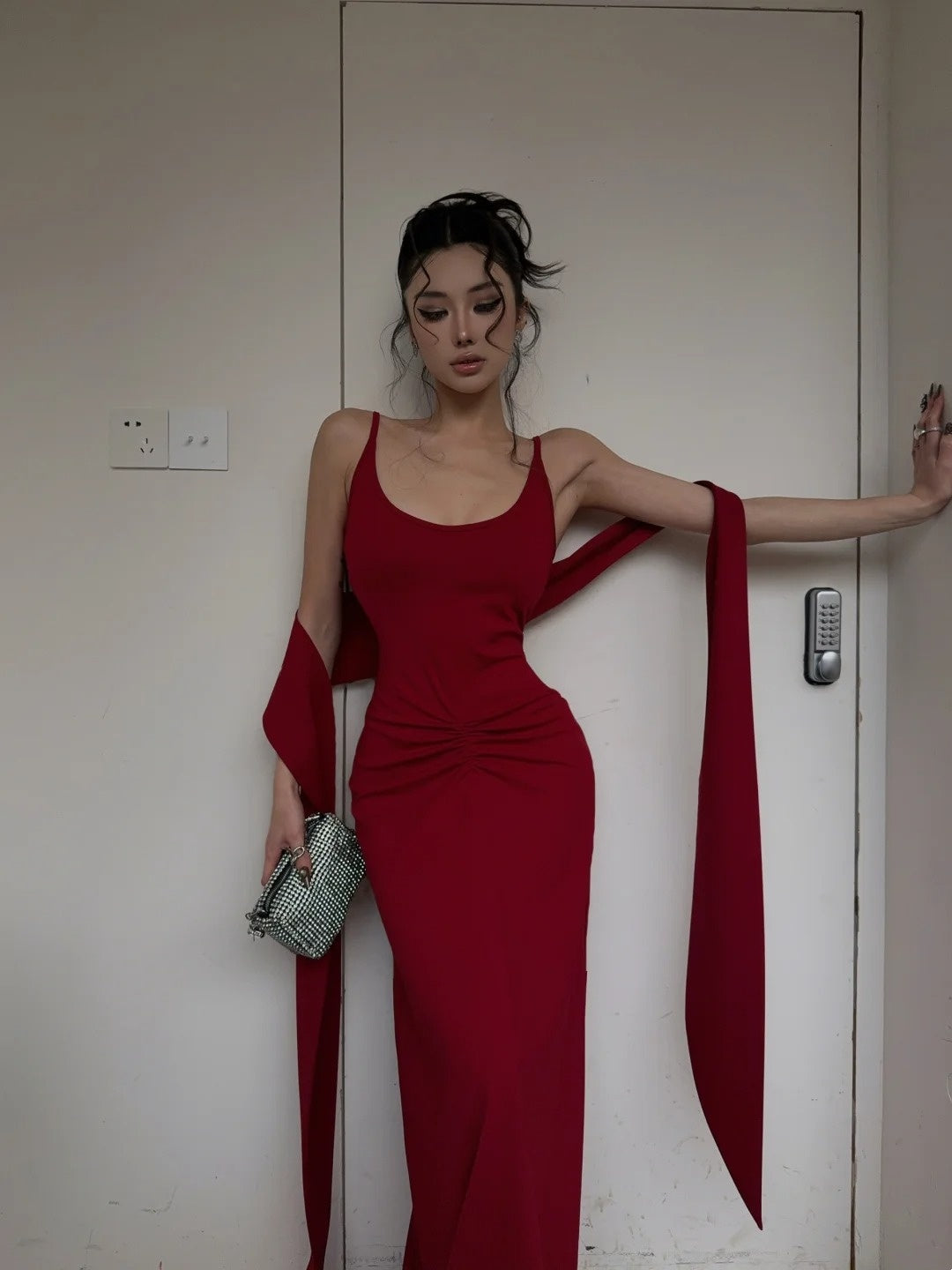 Unique Mermaid Spaghetti Strap Bright Red With Scarf Long Prom Dresses Inspiration Birthday Gowns Formal Evening Dress N464