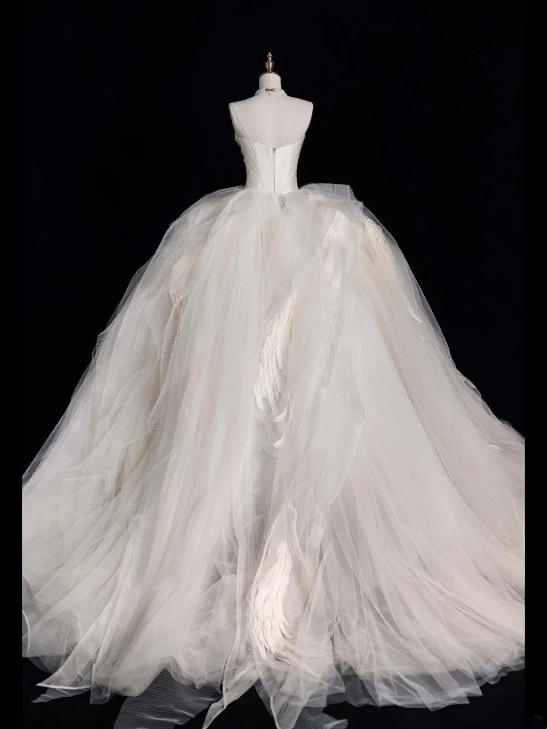 Modest Ball Gown Sweetheart White Tulle Wedding Dress Long Fairytale Autumn Bridal Dresses N675