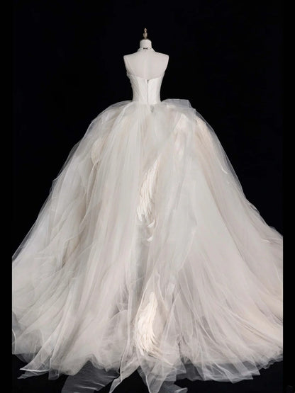 Modest Ball Gown Sweetheart White Tulle Wedding Dress Long Fairytale Autumn Bridal Dresses N675