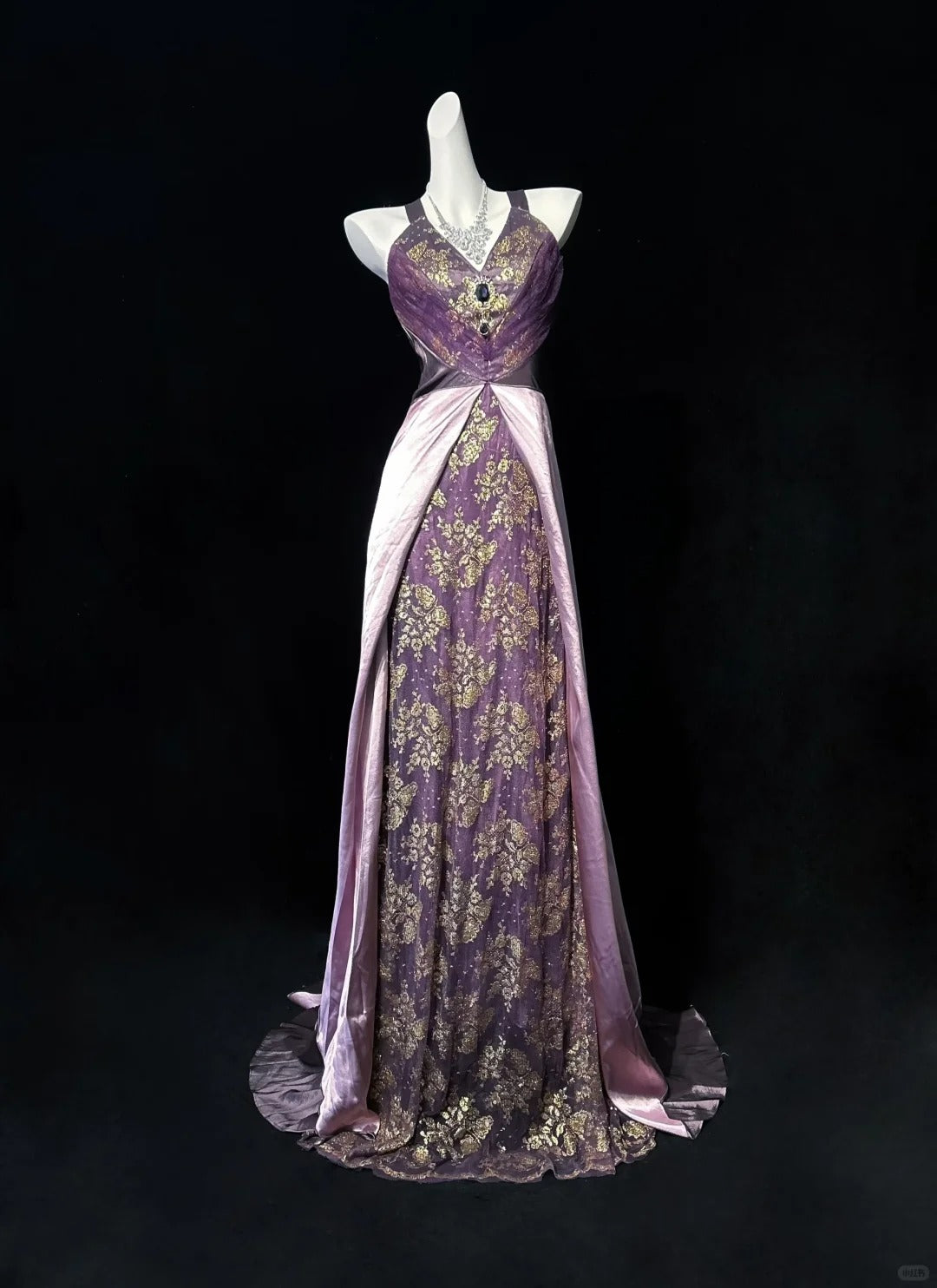 Vintage Prom Dresses 1950s A Line Halter Grape Satin With Gold Lace Sleeveless Evening Formal Outfits RB4332