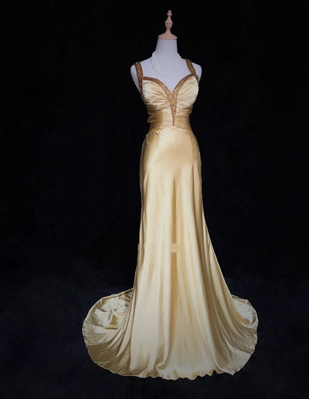 Vintage Prom Dresses Inspo Mermaid Sweetheart With Straps Gold Satin 90s With Beading Formal Gowns N3342