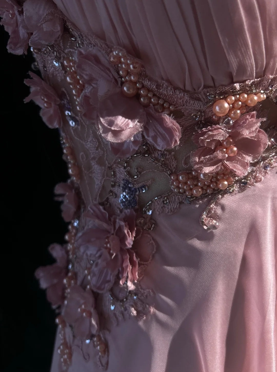 Vintage Prom Dresses A line V Neck Pink Chiffon 70s With 3D Flowers Beading Long Formal Gown N2528