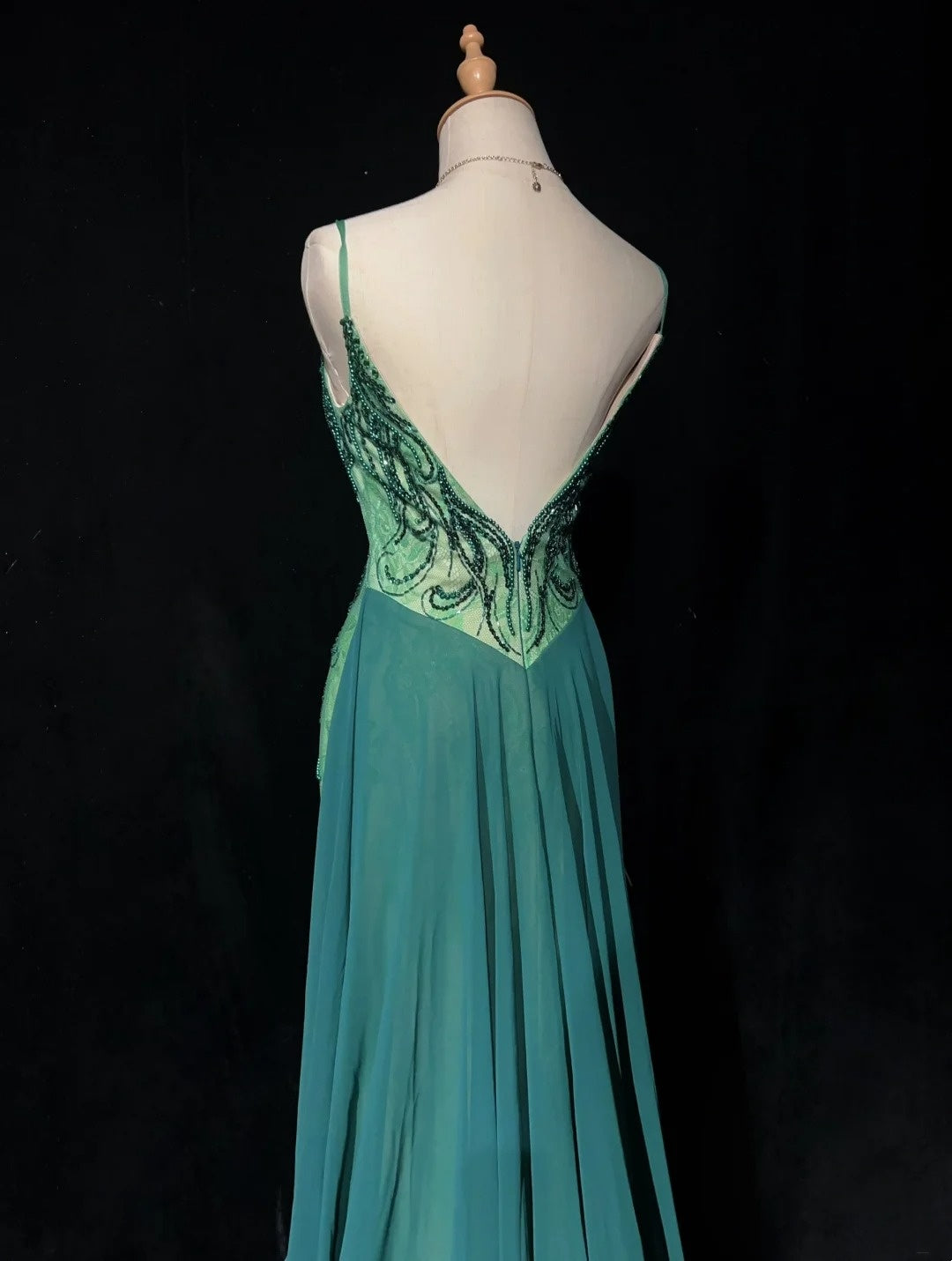 Vintage Prom Dresses Mermaid Spaghetti Strap Green Beaded 90s Long Formal Evening Gown N2649