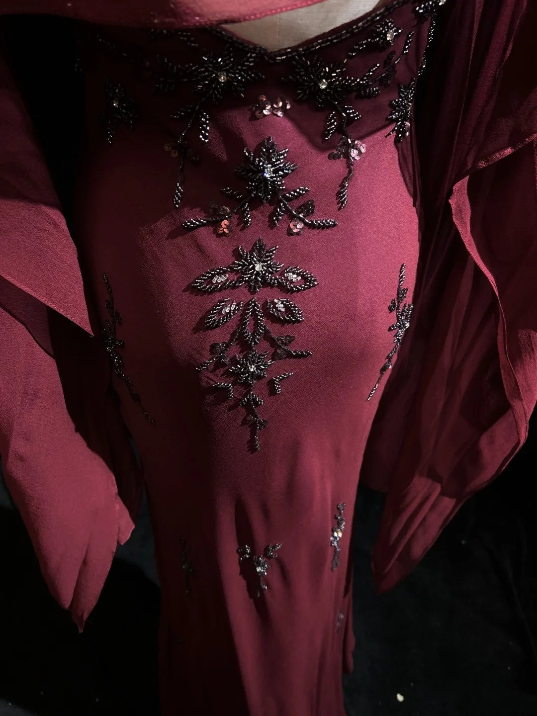 Unique Prom Dresses High Low Spaghetti Strap Burgundy Sleeveless With Beading Semi Formal Evening Dress N3794