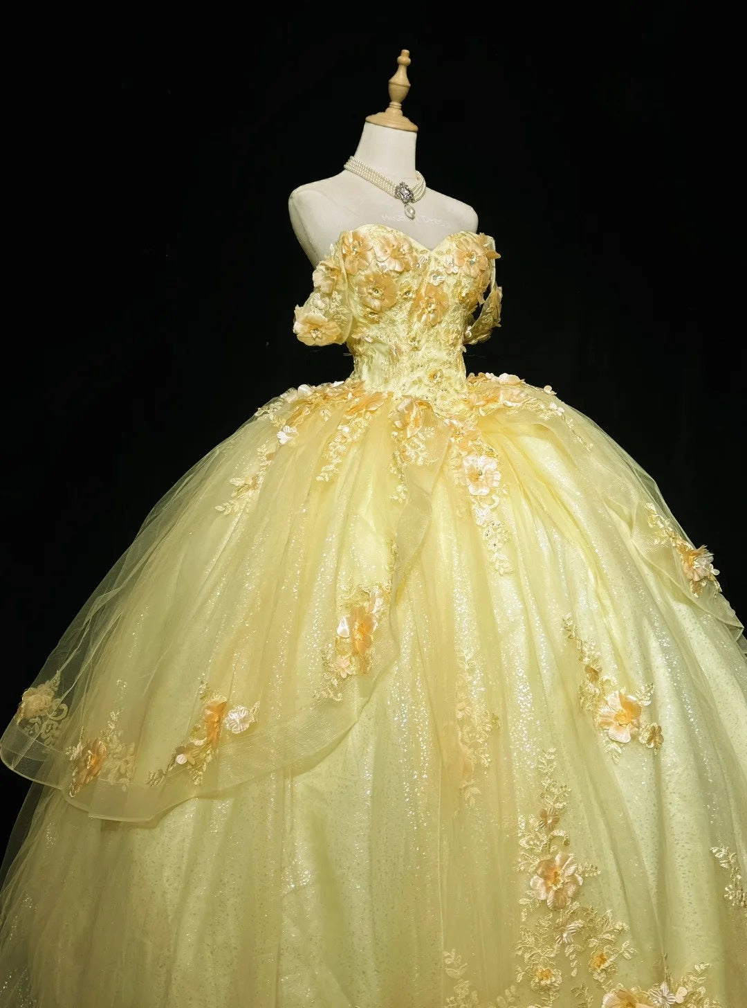 Fairy Quinceanera Dress Ball Gown Off The Shoulder Yellow Flowers Tulle With Lace Quince Dresses RC1136