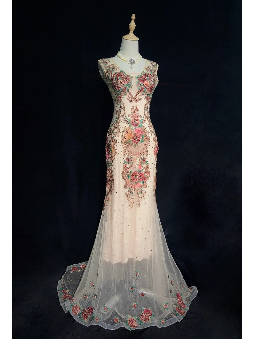 Beautiful Prom Dresses Mermaid White Tulle With Beads Appliqued Long Evening Outfits N3401
