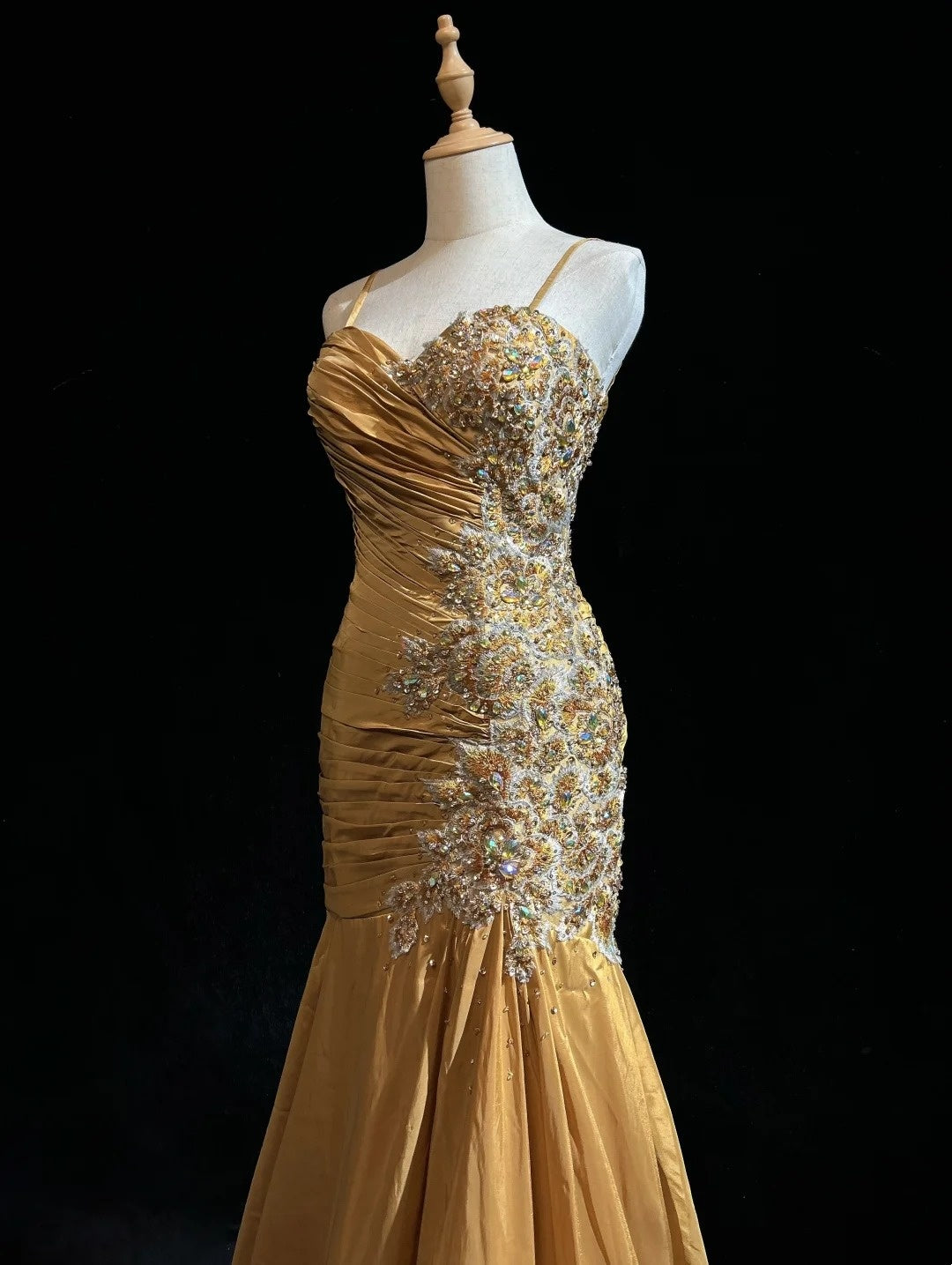 Vintage Prom Dresses Mermaid Spaghetti Strap Gold Satin With Beads Appliques Floor Length 80s Formal Gown N2584