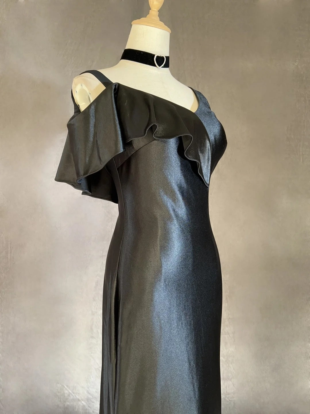Vintage Prom Dresses Mermaid Spaghetti Strap Black Tie Dress Sleeveless 1990s Long Formal Evening Gown N2637