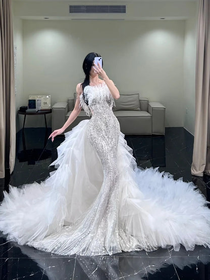 Classic Mermaid Wedding Dresses Strapless Sequin White With Feathers Brides Dress Summer Bridal Gowns N240