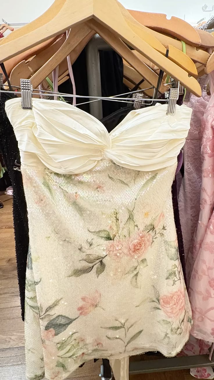 Shiny A Line Sweetheart Champagne Floral Spring dress Sequin Short Homecoming 21th 16th Birthday Cocktail Ideas Outfits RB8305
