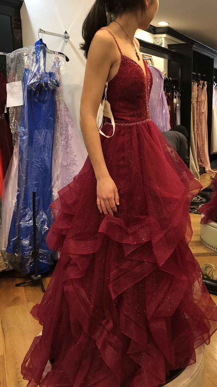 Ball Gown Spaghetti Straps Burgundy Ruffles Prom Dress Birthday Gowns AB931