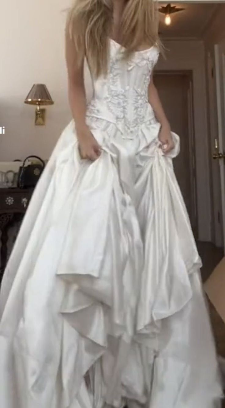 Timeless A Line Lace Up Back Strapless Wedding Dresses simple Bridal Gowns long Beautiful Bridal Gown AB939
