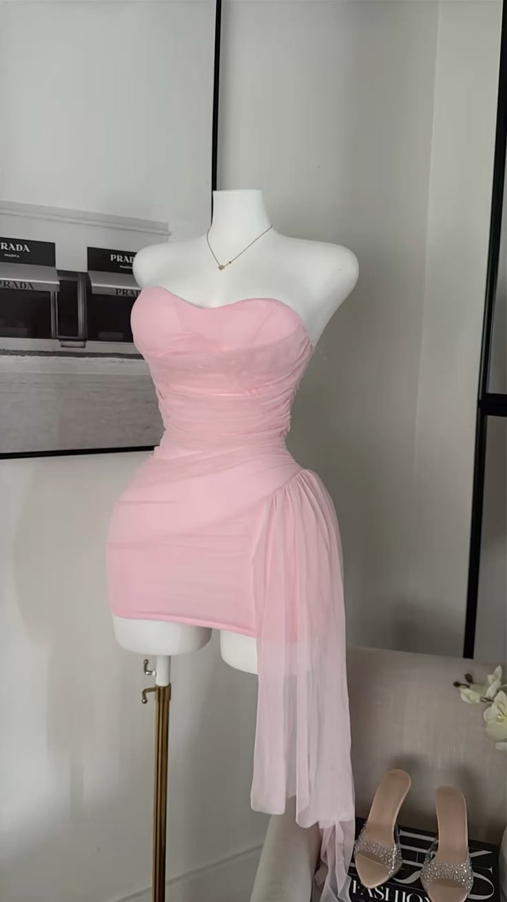 Simple Sheath Strapless Pink Short Mini Homecoming Dress With Ruffled Party Dresses RB6814